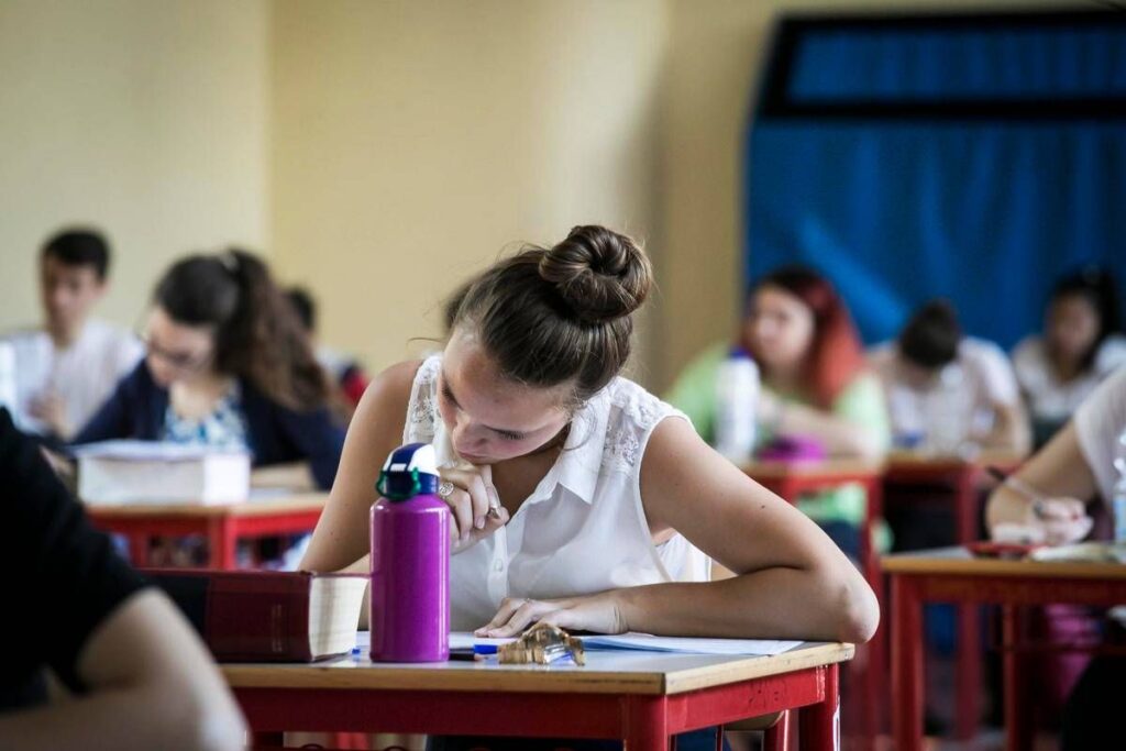 100 giorni alla Maturità 2026, com’è nata la tradizione di festeggiare il countdown