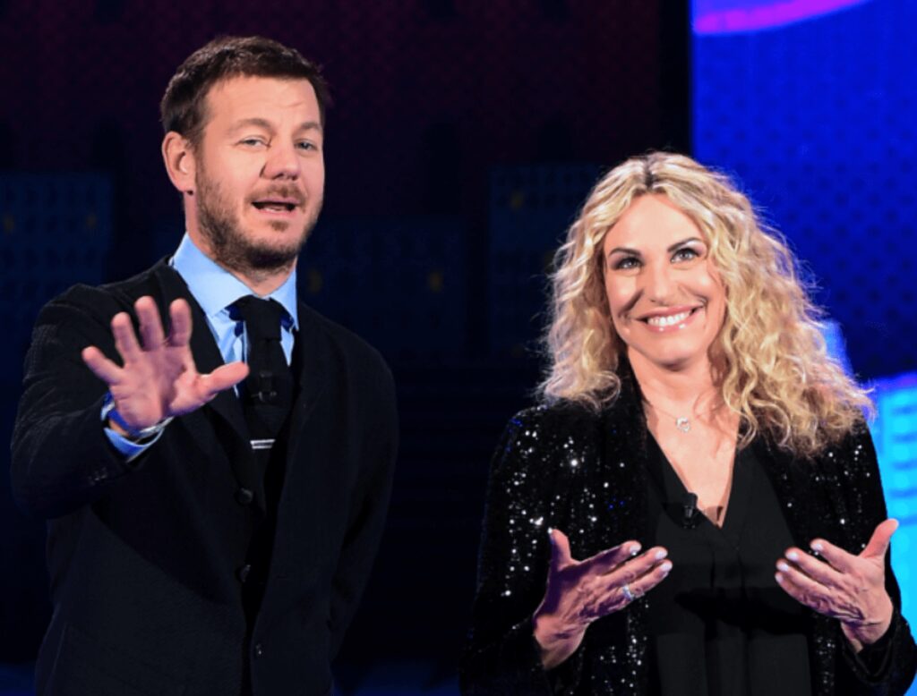 Antonella Clerici: “Bisogna sporcarsi di sugo…”. Il messaggio a Cattelan? Cosa è successo