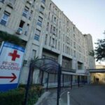 Cede un balcone a Napoli, quattro feriti: due sono ricoverati in codice rosso
