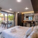 Club del Sole, con Swiss life asset managers france 1° sale & operating lease back in Open Air italiano