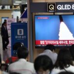 Corea del Nord lancia 10 missili verso il Mar del Giappone: tensione con Usa e Seul