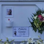 Corpo di Pamela Genini profanato e decapitato, la mamma: “Non posso andare avanti senza seppellirla”