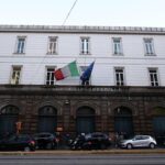 Donna accoltellata sull’autobus a Napoli, 39enne arrestato era già in cura