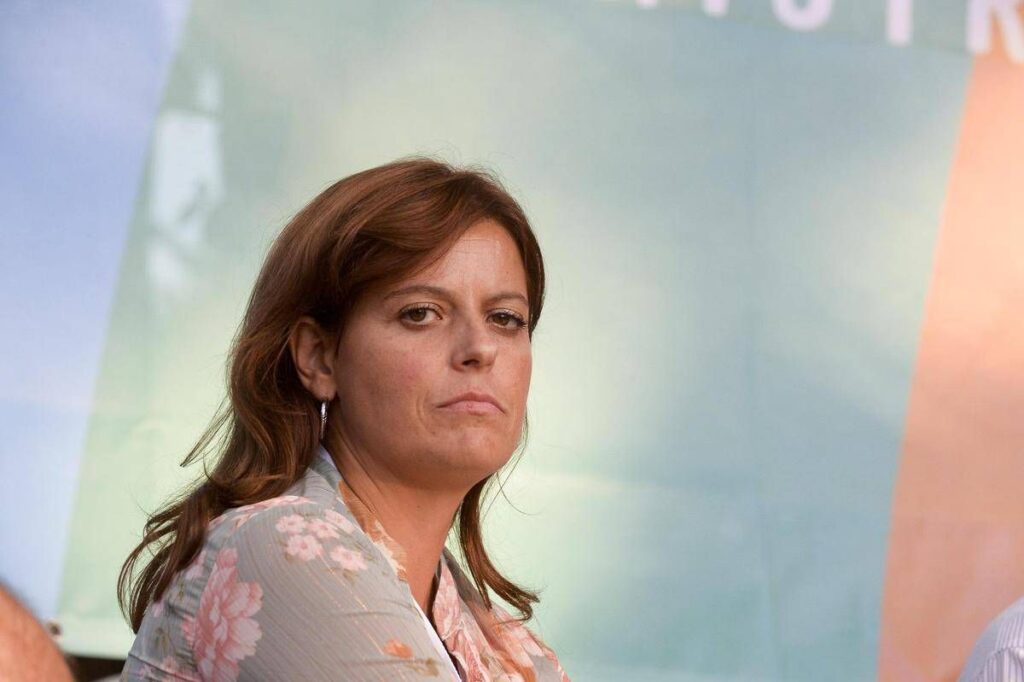 Ilaria Salis e la perquisizione in hotel a Roma: “Italia ormai è un regime”