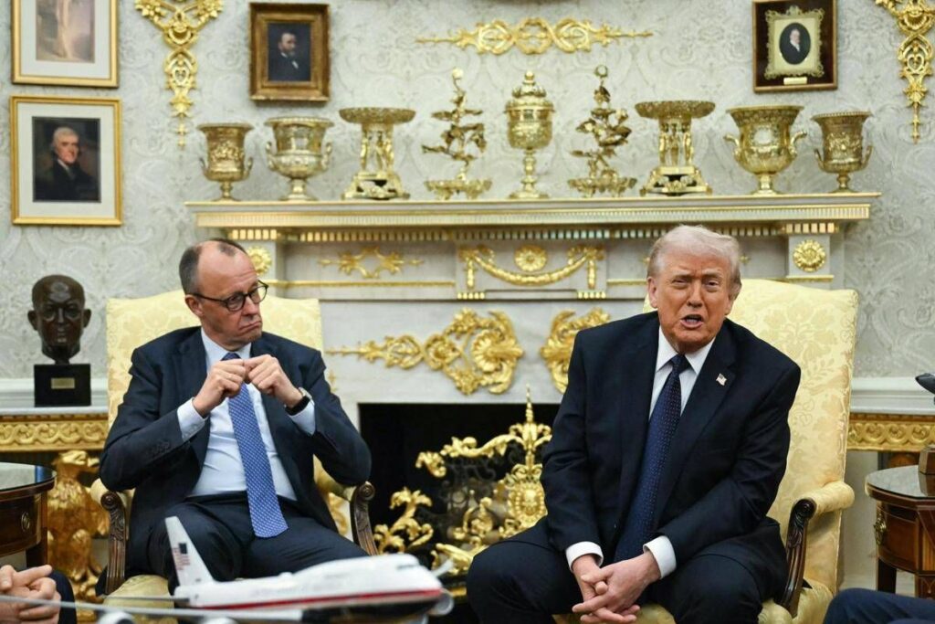 Iran, Trump: “Dalla difesa aerea ai radar, abbiamo distrutto tutto”