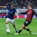 Milan-Inter, proteste nerazzurre per possibile rigore. Chivu a Saelemaekers: “Sicuro di non averla toccata?”