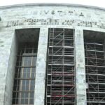 Milano, allarme bomba al Palazzo di giustizia: verifiche in corso