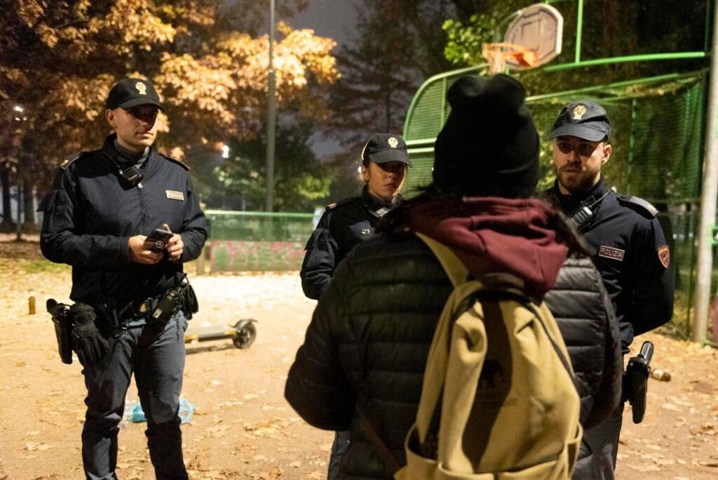 Minori, Save the Children: “Più rapine e lesioni personali tra 14-17enni, il doppio rispetto a 10 anni fa”