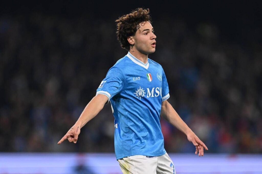 Napoli, infortunio e fasciatura per Vergara: cos’è successo con il Torino