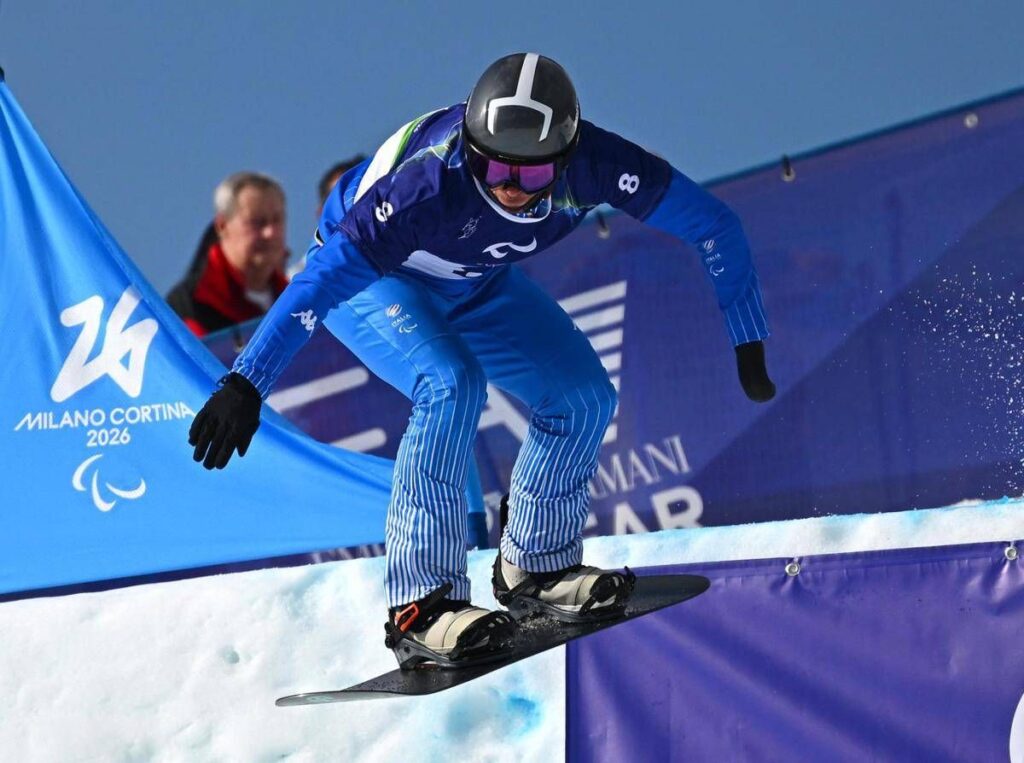 Paralimpiadi Milano Cortina: Luchini oro nello snowboard, undicesima medaglia per l’Italia