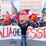 Referendum, vince il No con il 53,3%. Meloni: “Rispettiamo voto”. Schlein esulta: “Fermata riforma sbagliata”. Centrosinistra in festa a Roma – La diretta