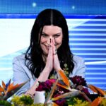 Sanremo, Pausini a Conti: “Ora per me sei un uomo importante come Baudo”
