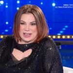 Serena Grandi, tensioni con Corinne Clery: “Accuse infondate”. L’appello di Venier