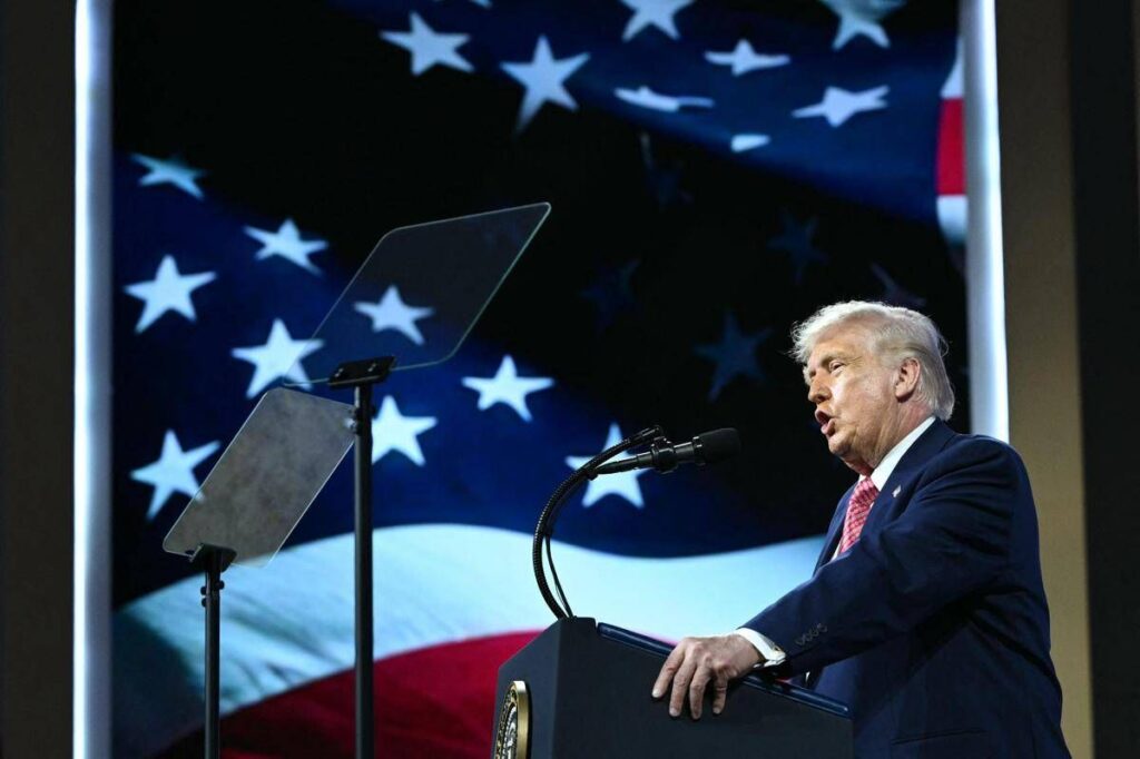 Trump: “Iran implora per un accordo”. E lo Stretto di Hormuz diventa ‘di Trump’