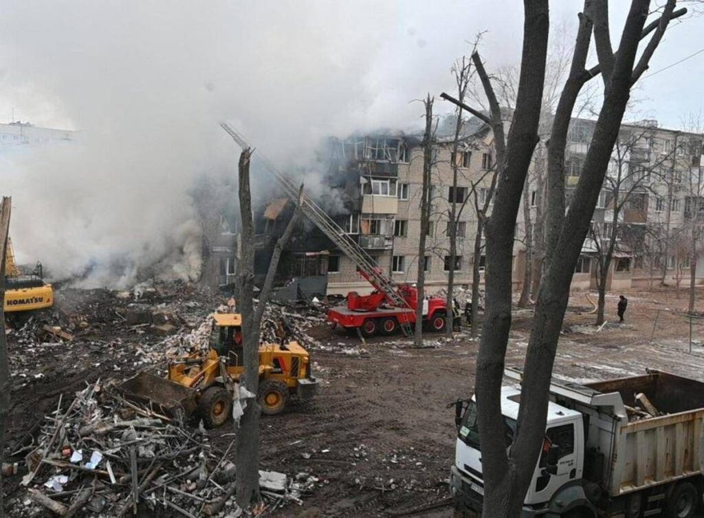 Ucraina, Russia attacca ancora con missili e droni: colpite Dnipro e a Kharkiv