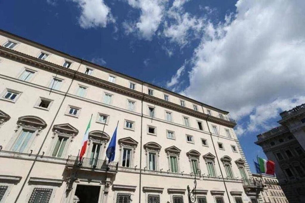 Addio bollo e tripletta flat tax, il ‘cantiere’ Manovra tra voto e risorse