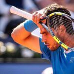 Alcaraz si ritira da Atp Barcellona, Sinner resta numero 1 del mondo