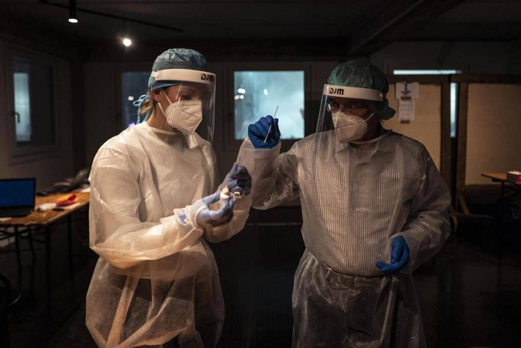 Batterio invade il mondo: la maxi simulazione Oms rivela cosa potrebbe accadere