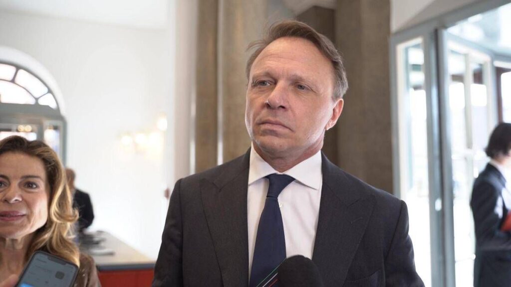 Cultura, Lollobrigida: “Dimore storiche motore di turismo e sviluppo territoriale”