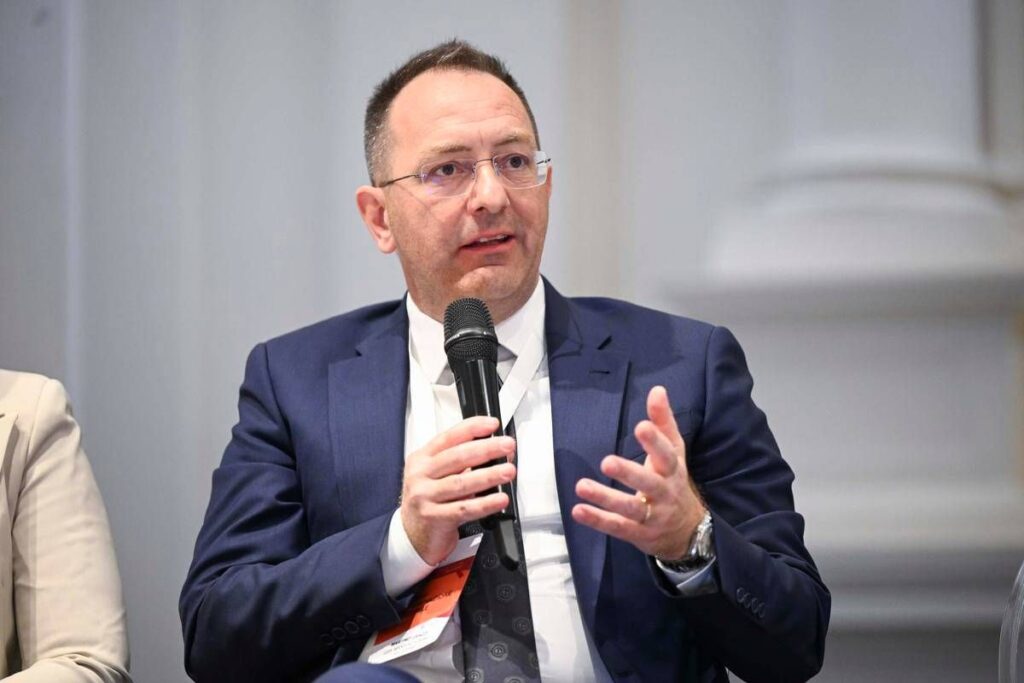 Farmaceutica: Grazzi (Gsk), ‘stabilimento di Parma contribuisce a economia salute’