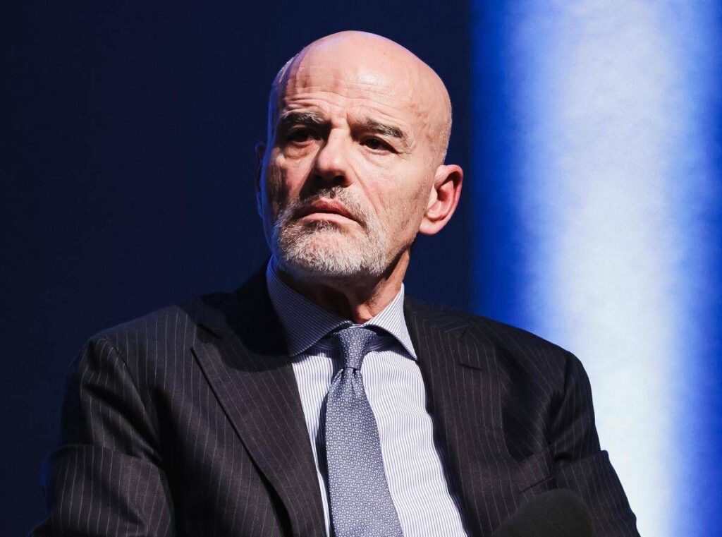 Gas, Descalzi: “Necessario sospendere bando Russia che scatterà il 1 gennaio 2027″﻿