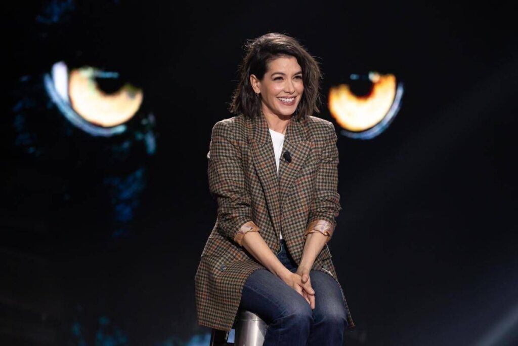 Giulia Michelini a Belve: “Ho preso l’ayahuasca e ho avuto le visioni. Un mio difetto? Rutto”