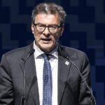Iran, Giorgetti: “Riapertura Hormuz cambia scenario, non significa che situazione risolta”