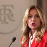 Iran, Macron e Starmer annunciano missione per riapertura duratura Hormuz. Meloni: “Italia pronta a schierare le navi con autorizzazione del Parlamento”