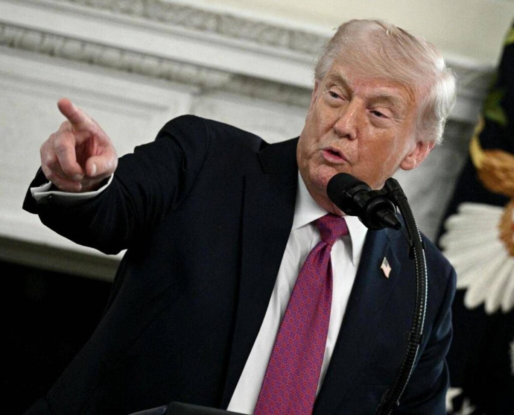 Iran-Usa, Trump cancella missione negoziatori in Pakistan: “A Teheran non si sa chi comanda”