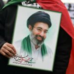 Iran, media: “Mojtaba Khamenei sfigurato ma vigile, partecipa a riunioni e prende decisioni”