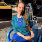 Iraq, Kataeb Hezbollah annuncia: “Rilasciata la giornalista Shelly Kittleson”