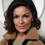 Morta a 57 anni l’attrice Nadia Fares: era stata trovata priva di sensi in piscina a Parigi