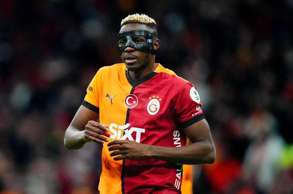 Osimhen non paga rate dell’auto, Mercedes denuncia: debito da 90mila euro