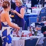 Spari alla cena con Trump, il ‘furto’ di vino dopo l’attentato diventa virale