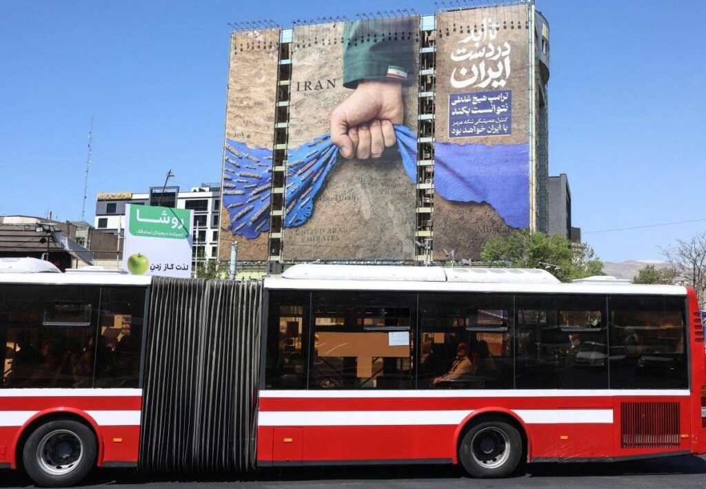 Trump contro Meloni, Iran tra ironia e sfottò: “Cara Italia, noi come alleato al posto degli Usa”