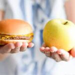 Alimentazione, pediatri: “Crescono disturbi da diete drastiche suggerite da chatbot e Ai”