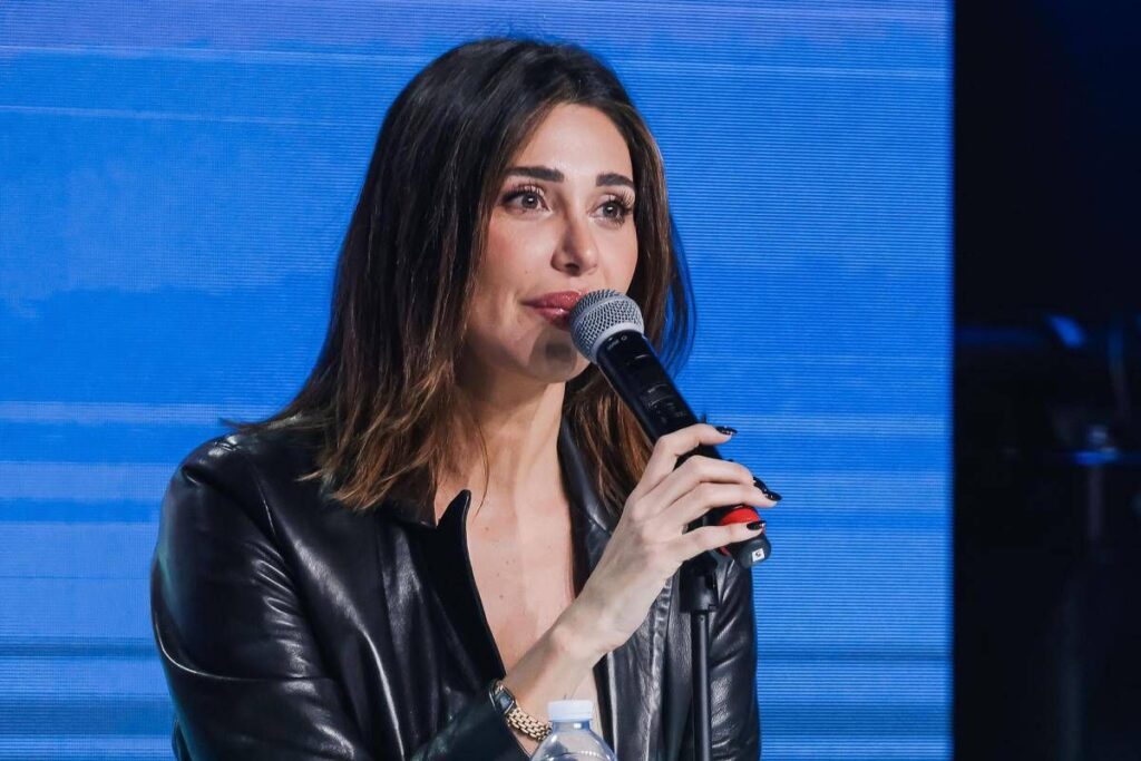 Belen Rodriguez ricoverata in ospedale, le urla e l’allarme dei vicini: cosa è successo