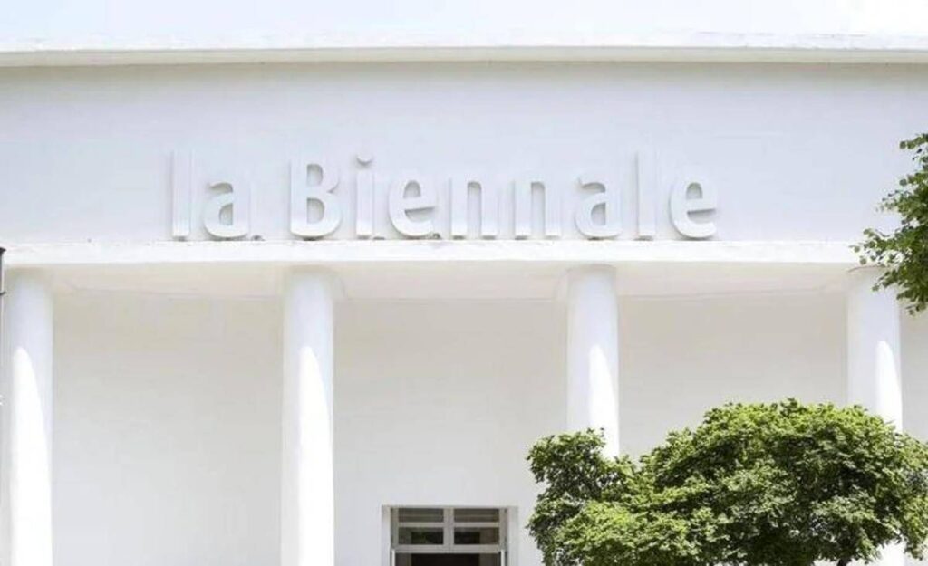 Biennale Arte, Giuli: “Buttafuoco? Gli ho scritto un messaggio ma non ha risposto”