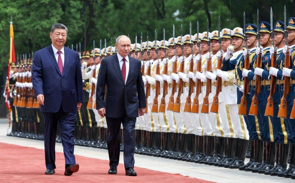 Cina-Russia, Putin a Pechino. Xi: “Tra noi relazione solida basata su fiducia reciproca”