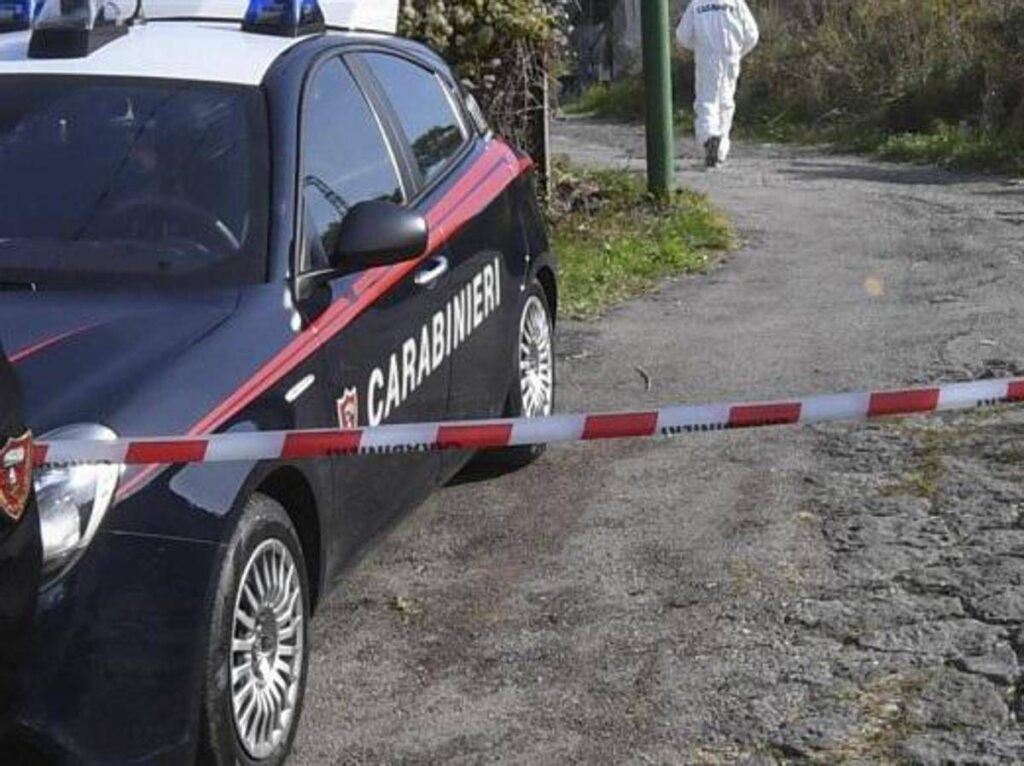 Esplosione davanti casa cronista a Vicenza, in una lettera minacce e riferimenti a don Patriciello e Meloni