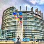 Eurocamera, sì al voto per delega per le deputate incinte o neo-madri