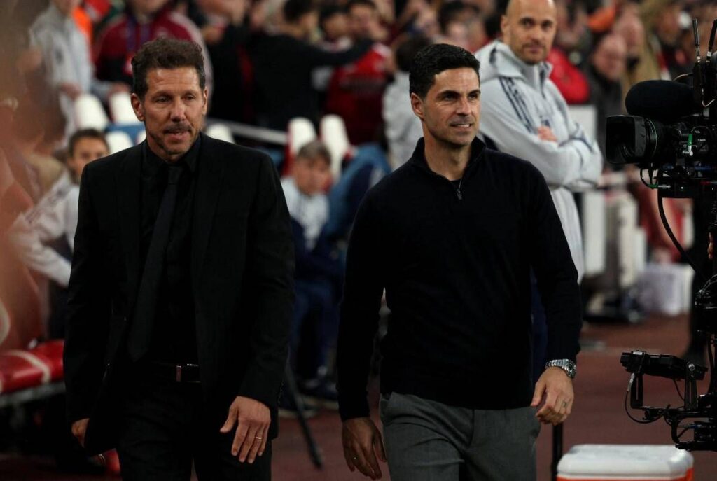 Furia Simeone con Arteta: rissa tra panchine in Arsenal-Atletico Madrid