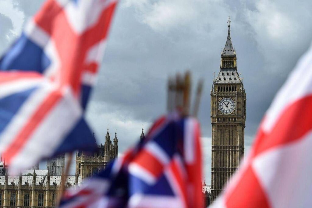 Gb, 4 giovani su 10 pronti a lasciare Londra: “Costo della vita alto, stipendi non in linea”