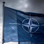 Nato, l’ex generale Pavel: “Alleanza mostri i denti alla Russia, abbattere chi viola spazio aereo”