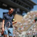 Roland Garros, Medvedev soffre il caldo e litiga con la moglie: “Comportati bene”