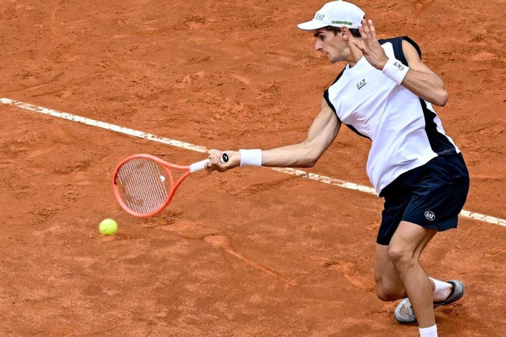Roland Garros, impresa di Arnaldi contro Griekspoor: l’azzurro vola al secondo turno dopo 4 ore