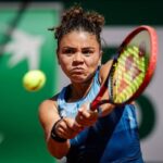 Roland Garros, time-out medico e lacrime per Paolini: cos’è successo a Parigi