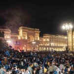 Scudetto Inter, da Amadeus a Tananai: chi c’era alla festa in piazza Duomo