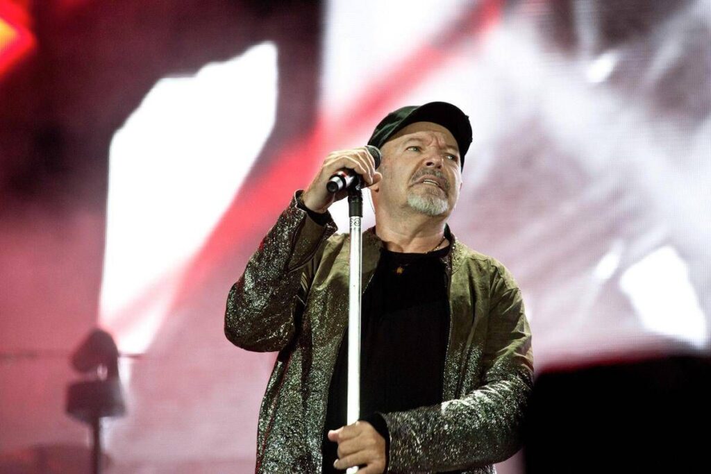 Vasco Rossi e l’apertura a Sanremo: “Potrei anche tornare, l’ho sempre amato”