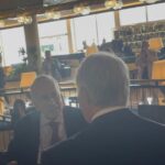 Assemblea elettiva Figc, stretta di mano Abete-Malagò prima dell’inizio